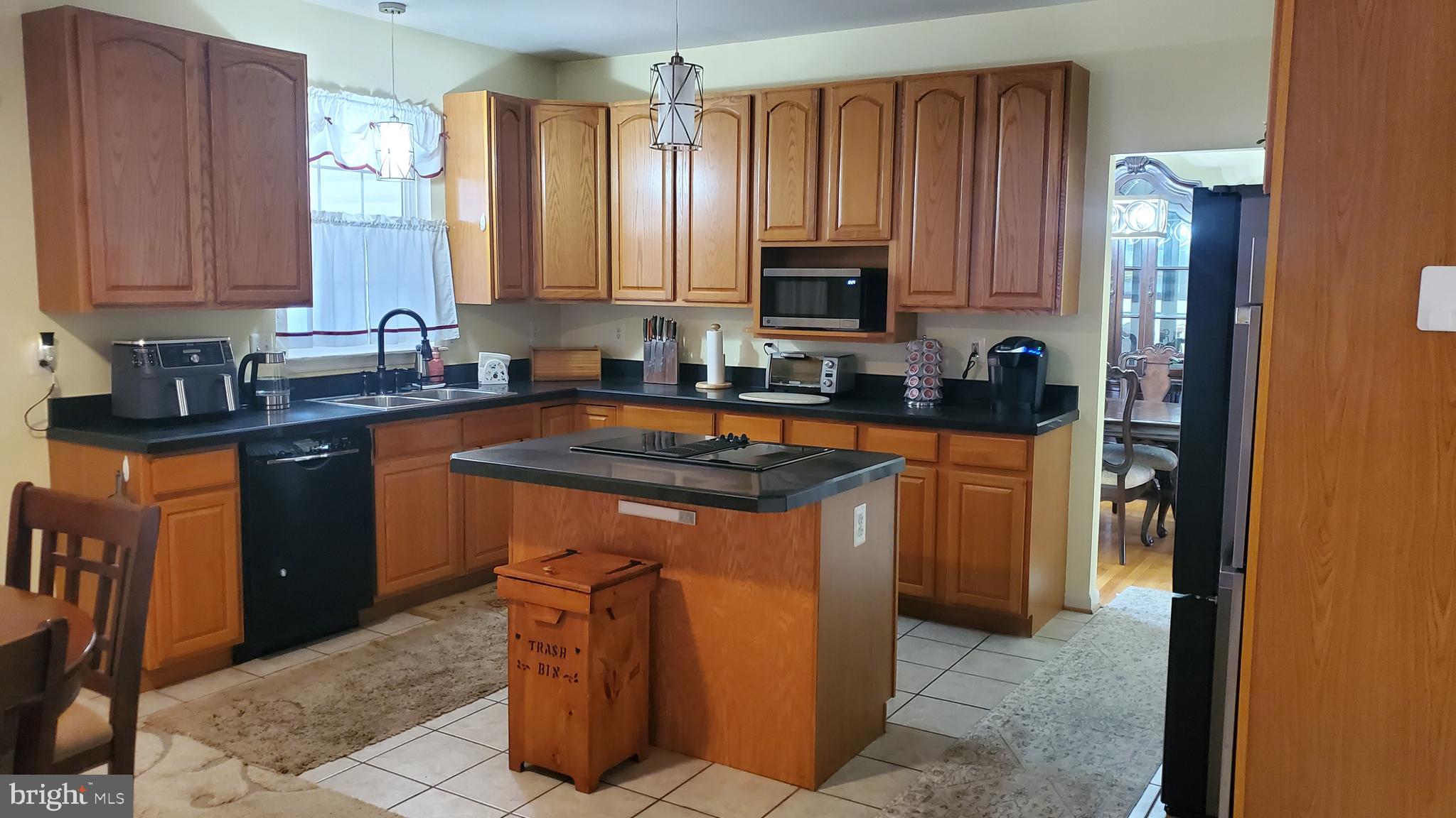 AMBER MEADOWS - Residential