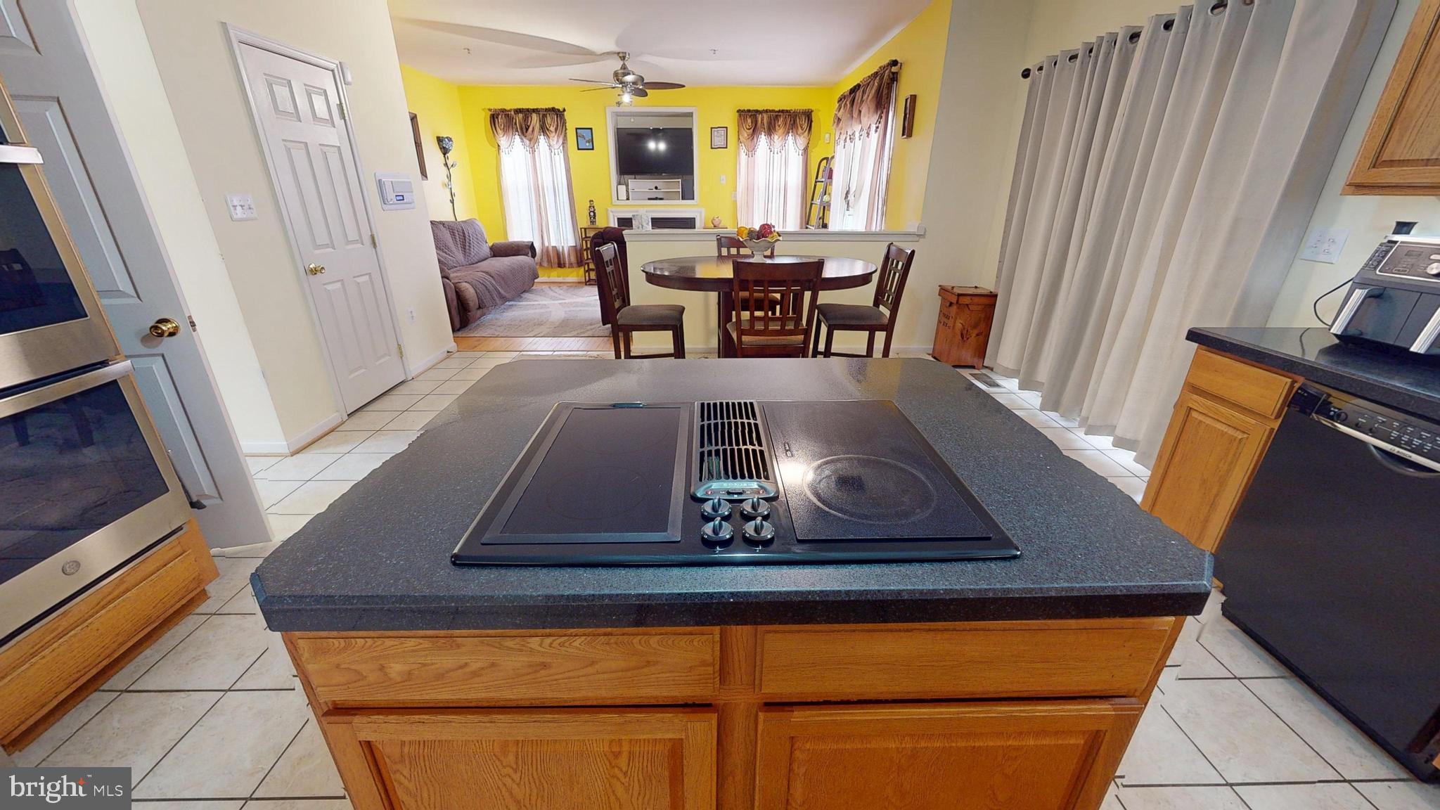 AMBER MEADOWS - Residential