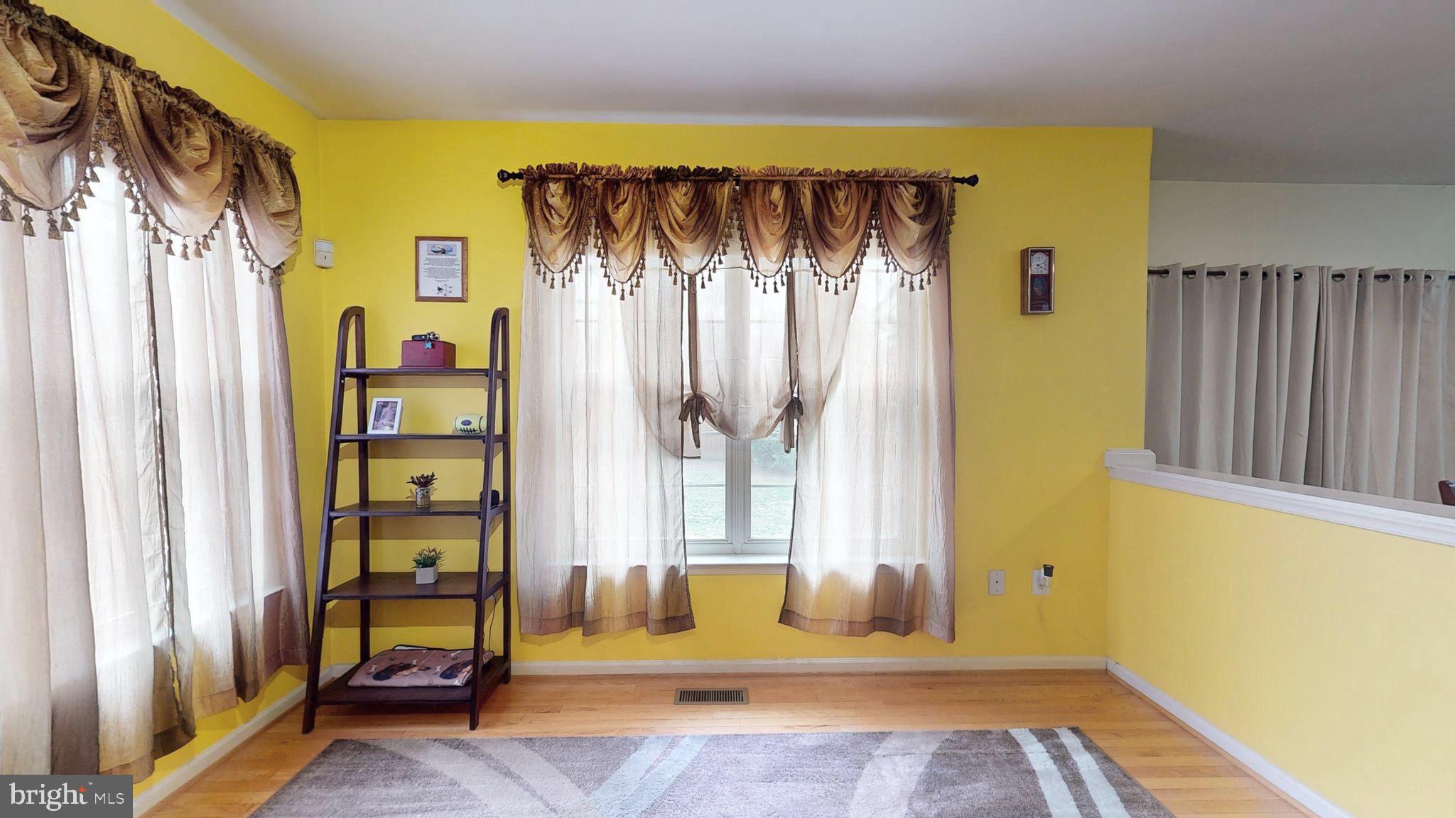 AMBER MEADOWS - Residential