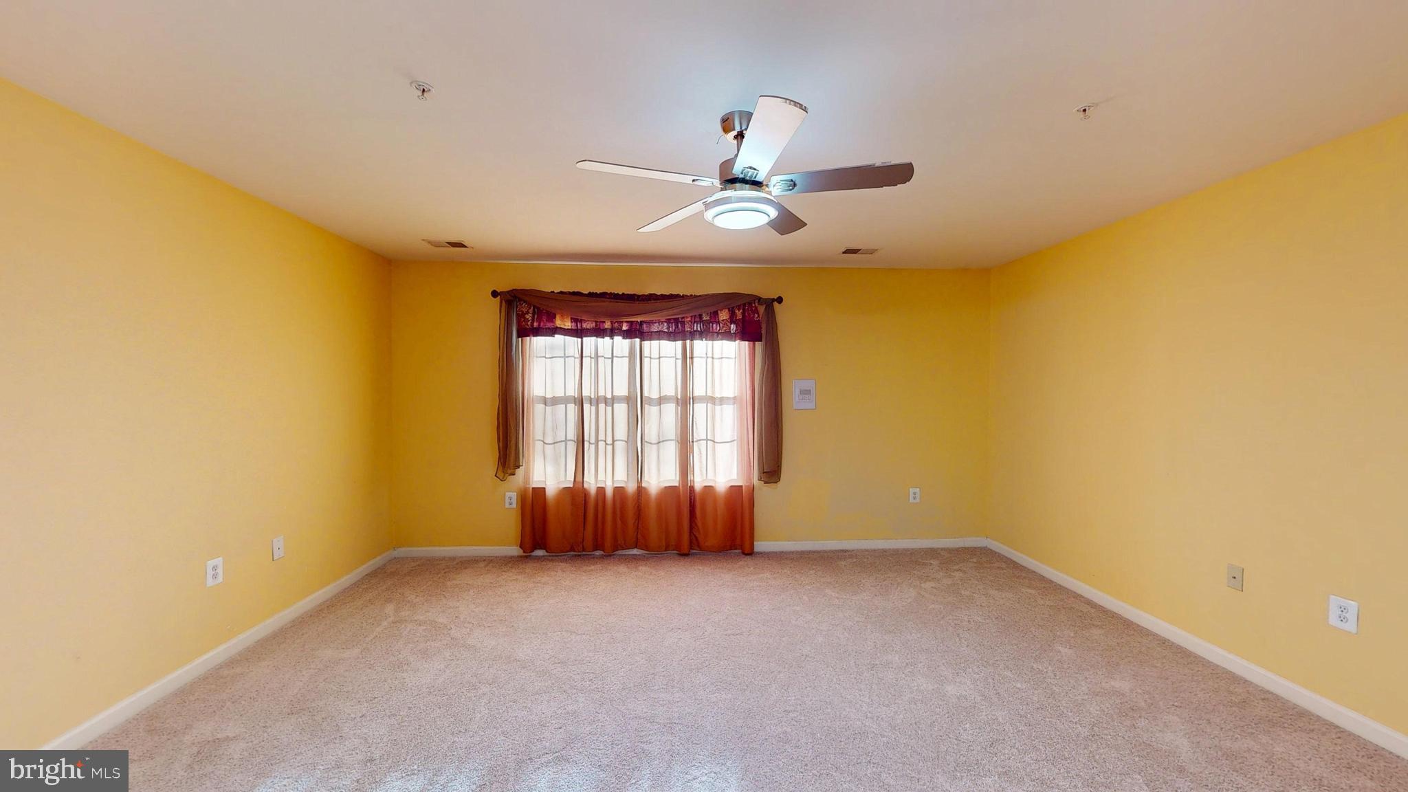 AMBER MEADOWS - Residential