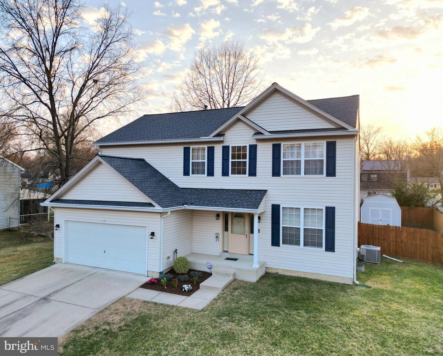 AMBER MEADOWS - Residential