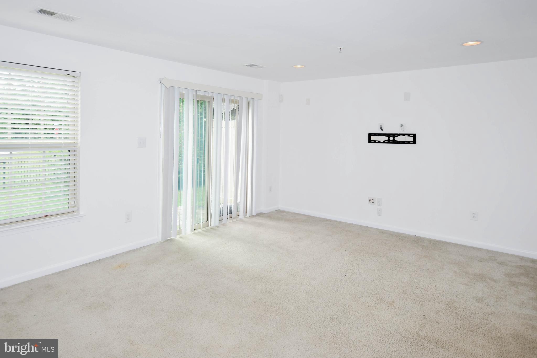 FIELDCREST ESTATES - Residential