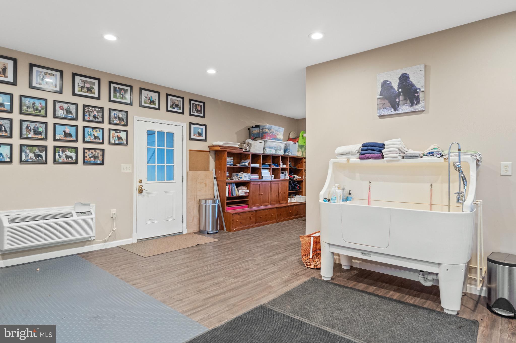 COCKEYSVILLE/HUNT VALLEY - Residential