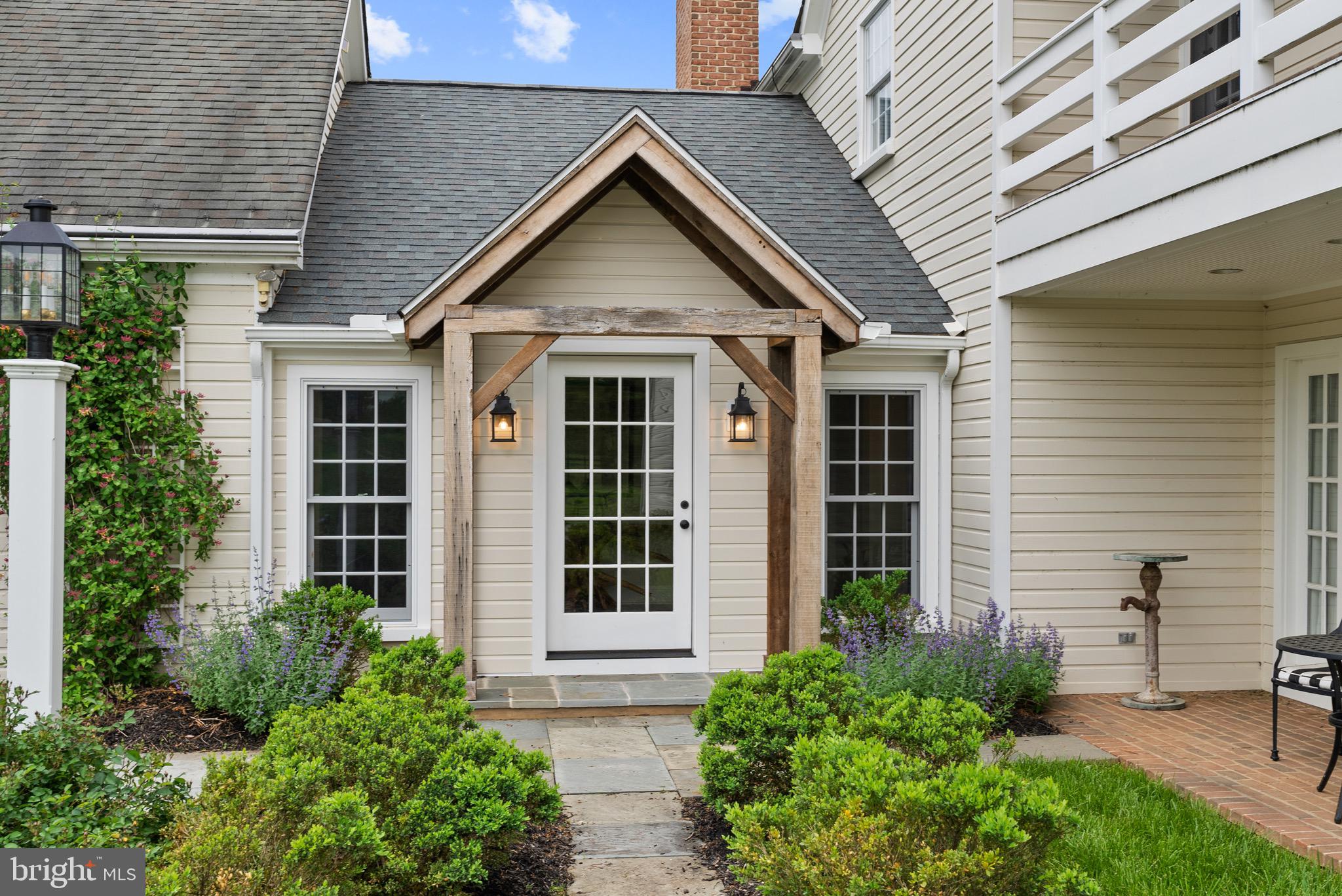 COCKEYSVILLE/HUNT VALLEY - Residential