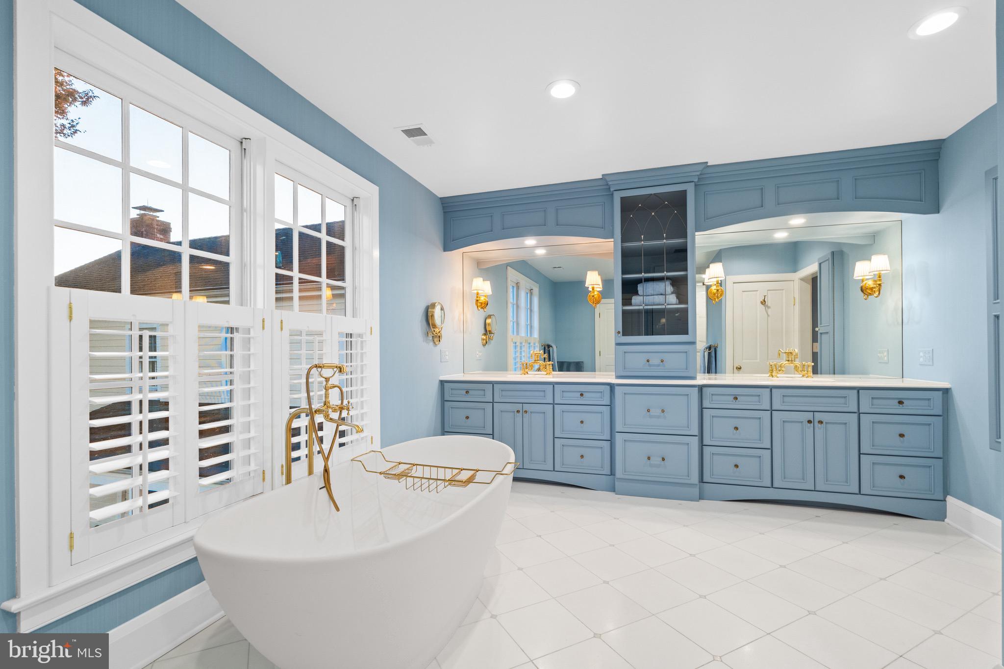 COCKEYSVILLE/HUNT VALLEY - Residential