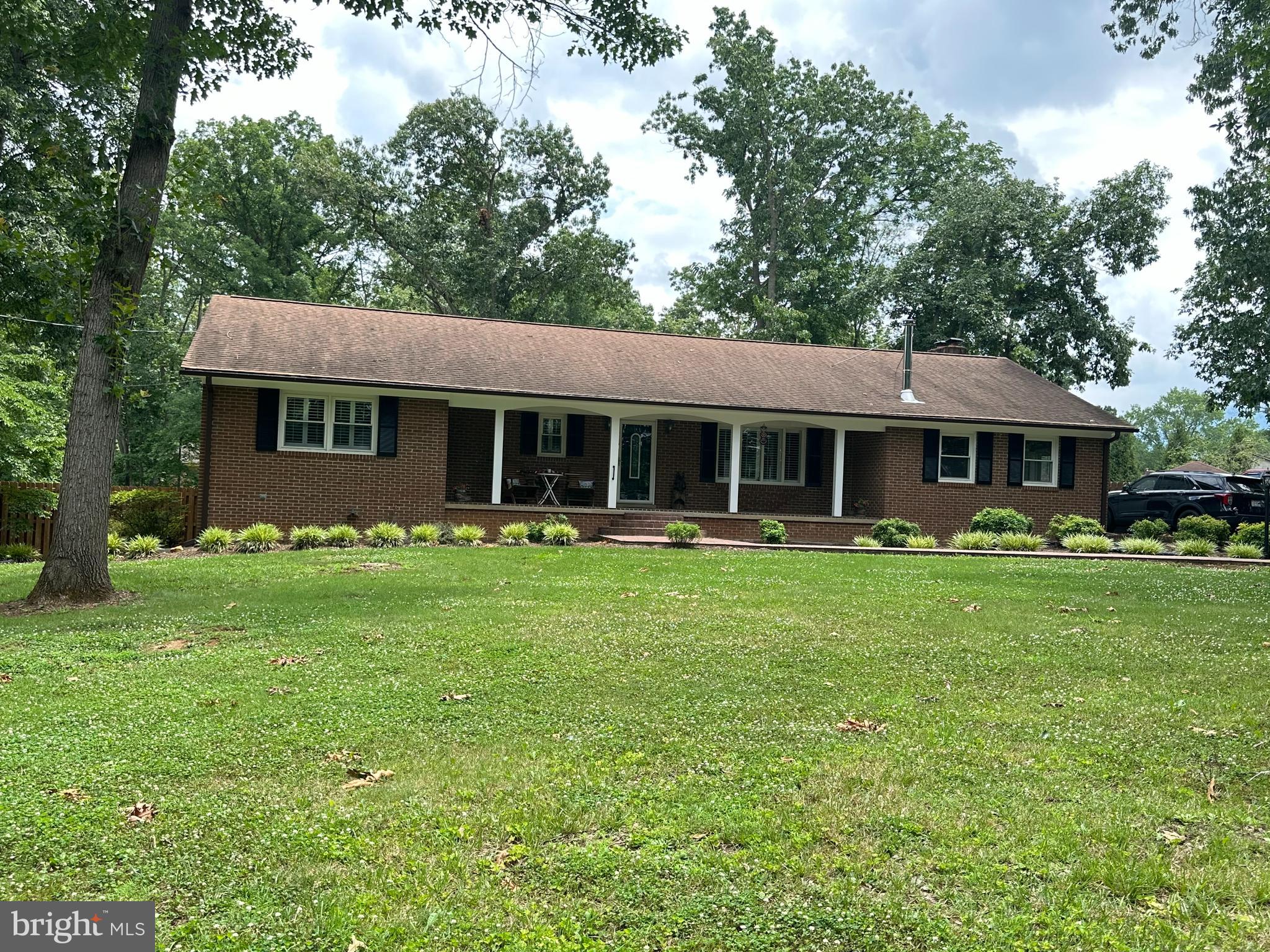 579 CIRCLE VIEW ROAD