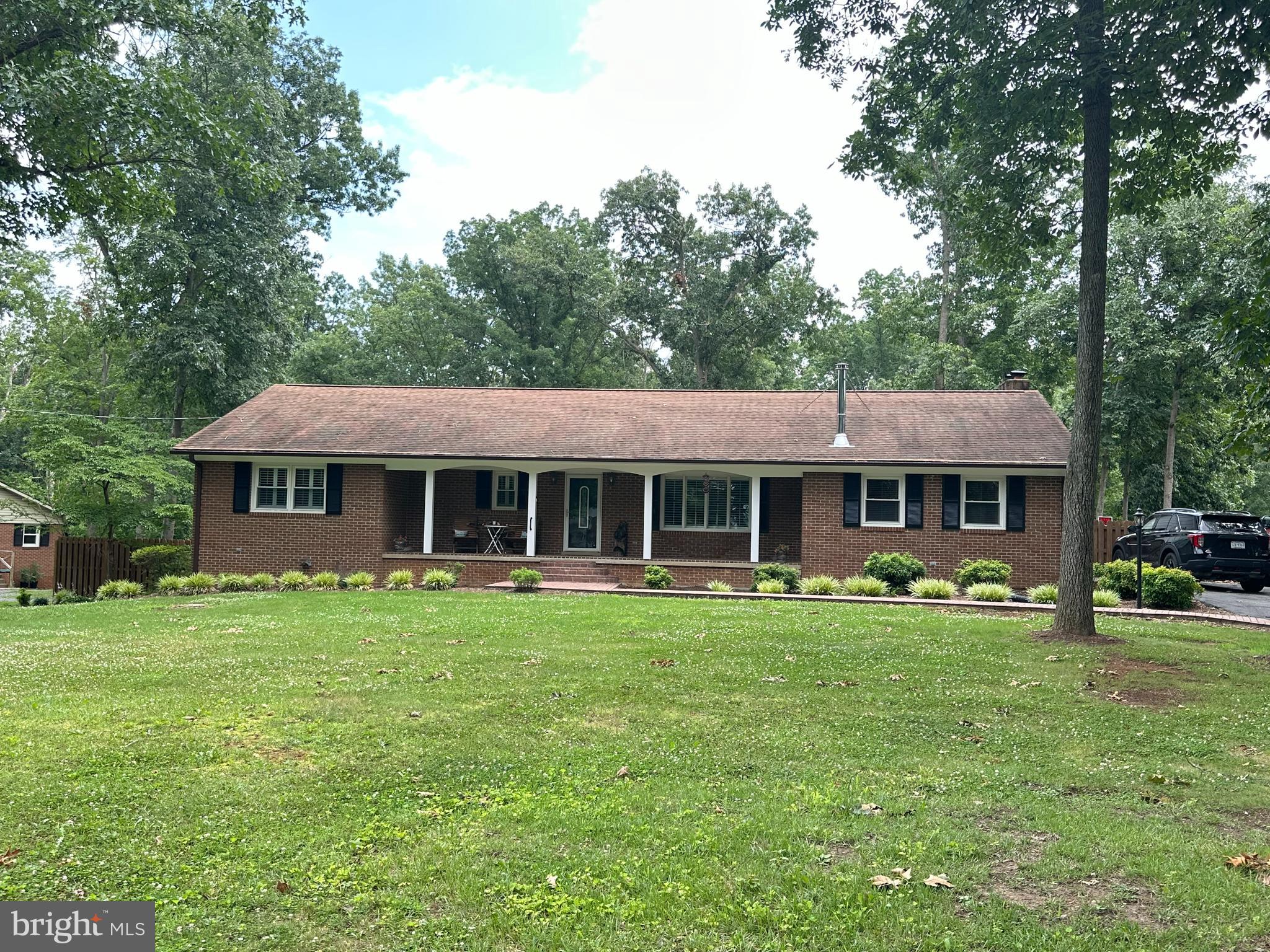579 CIRCLE VIEW ROAD