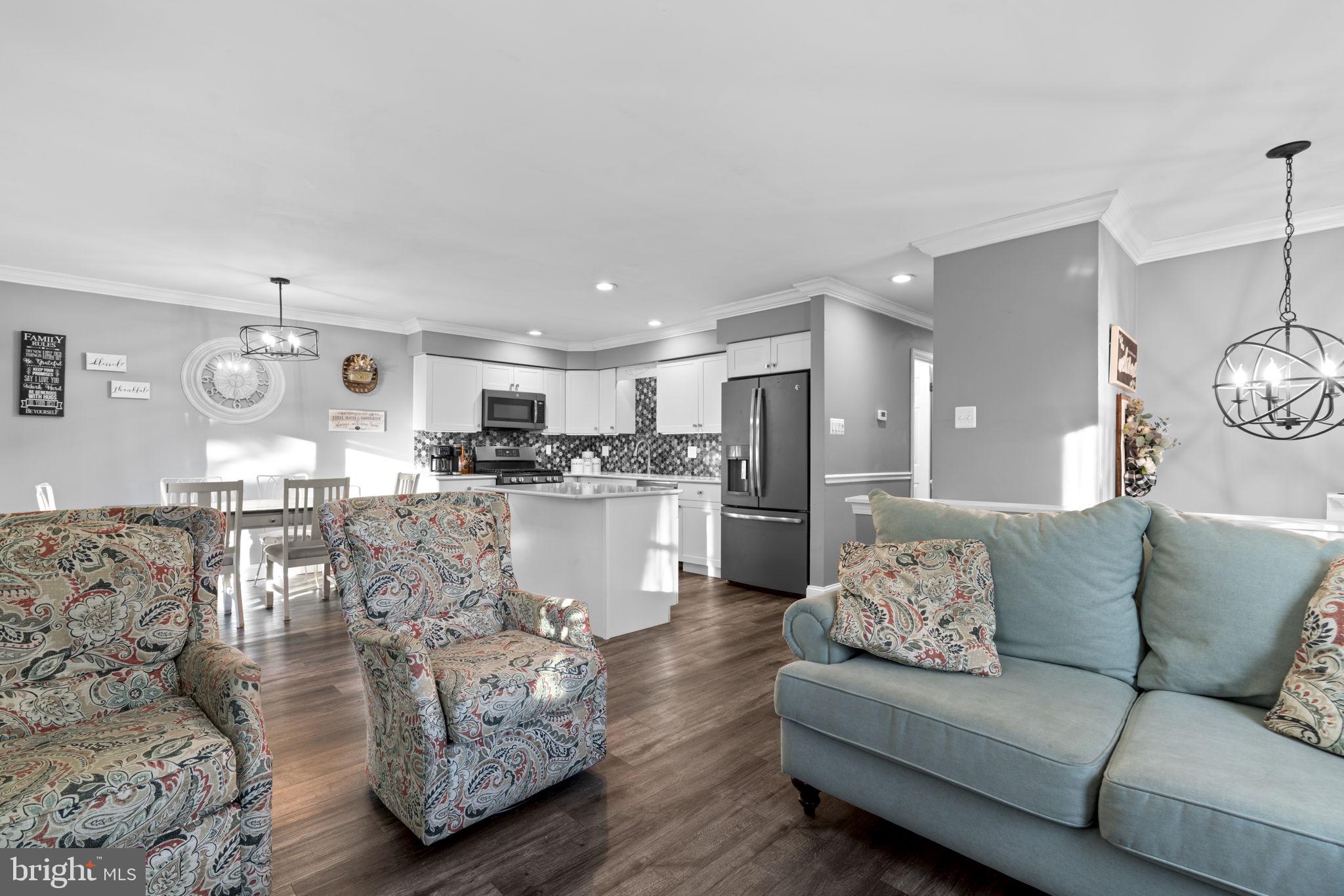 RESERVOIR RIDGE - Residential