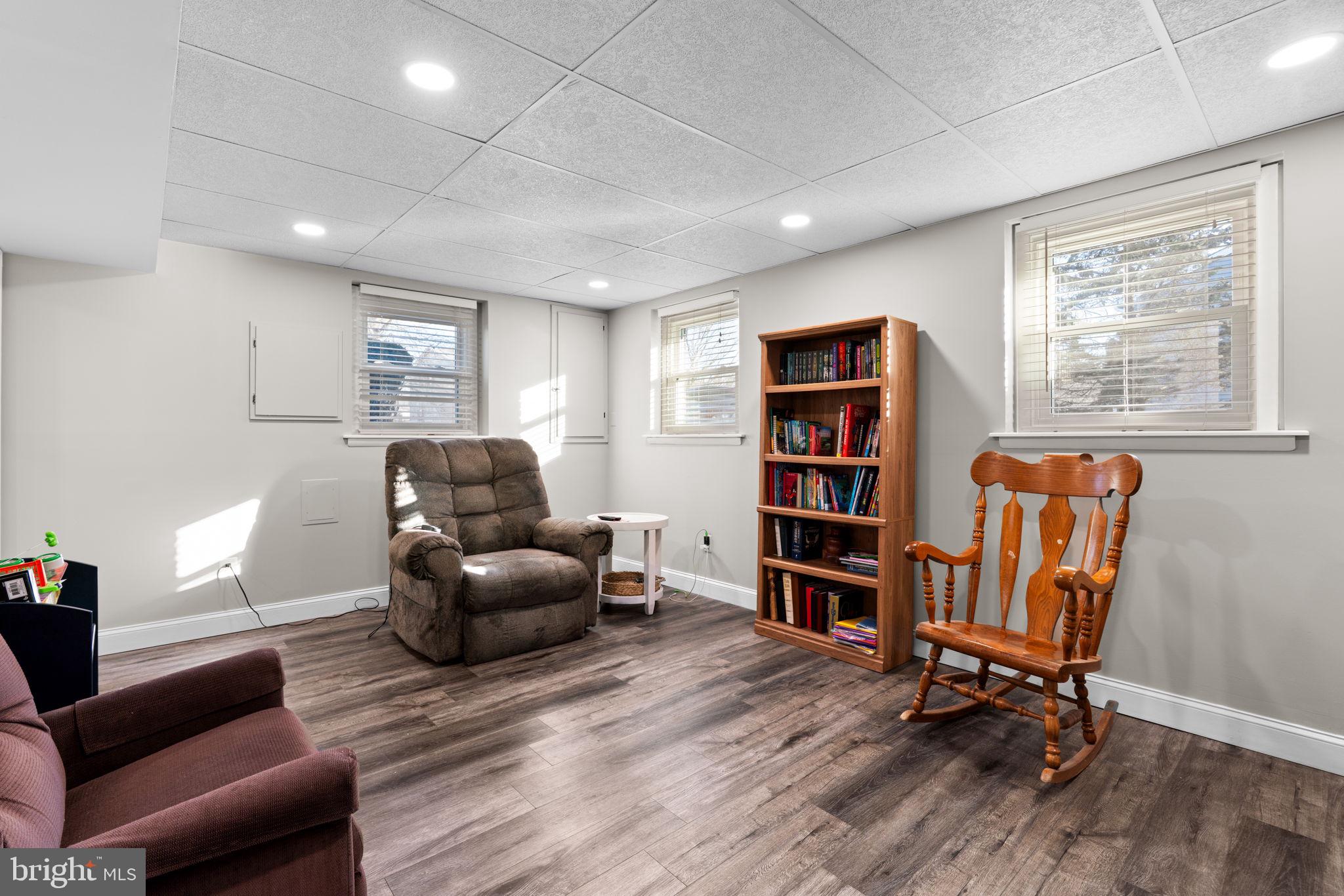 RESERVOIR RIDGE - Residential