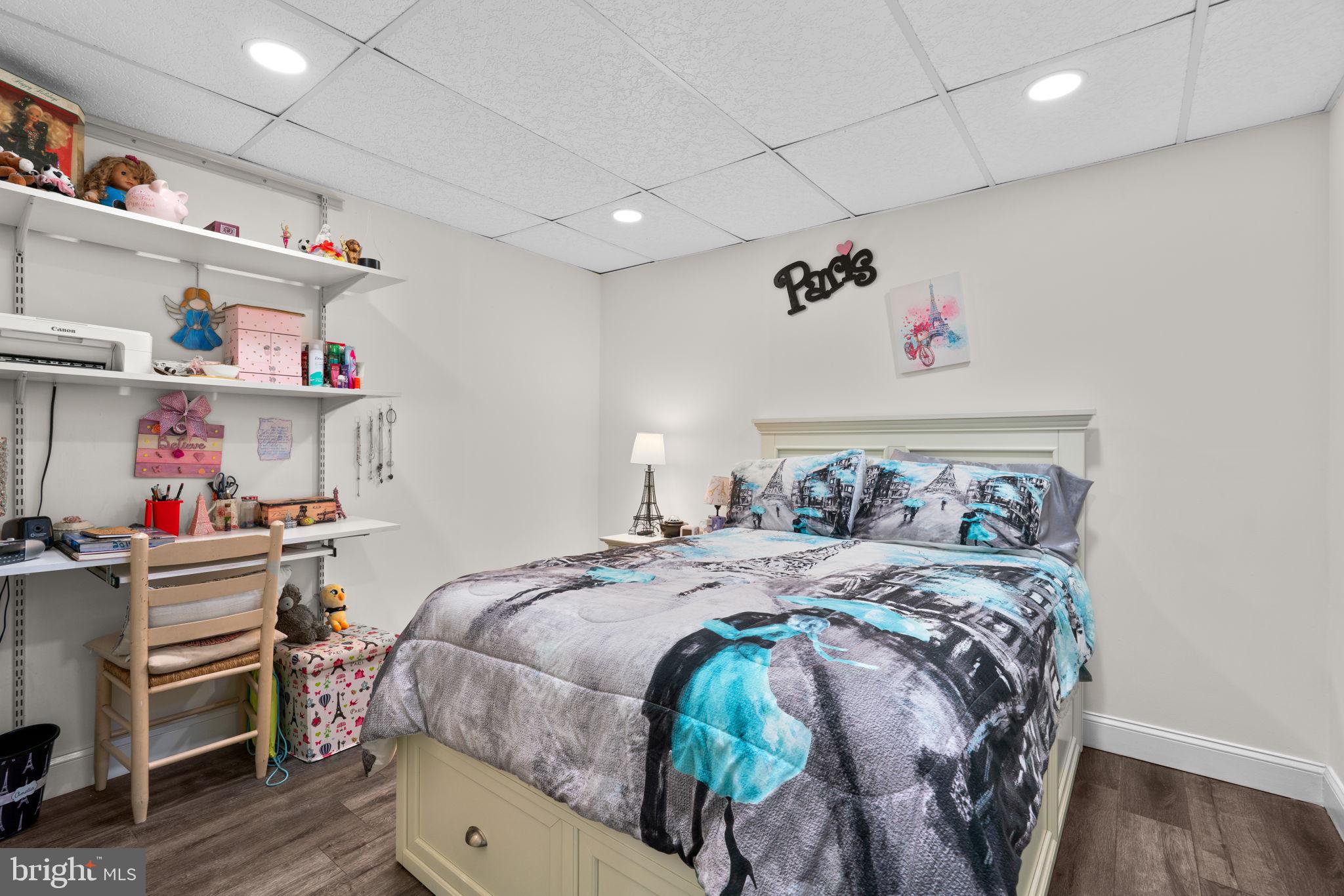 RESERVOIR RIDGE - Residential