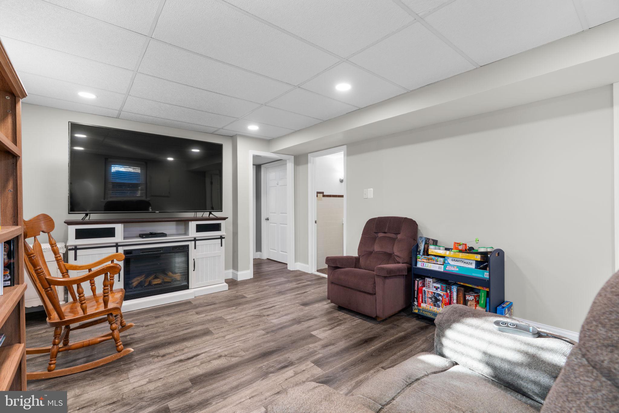 RESERVOIR RIDGE - Residential