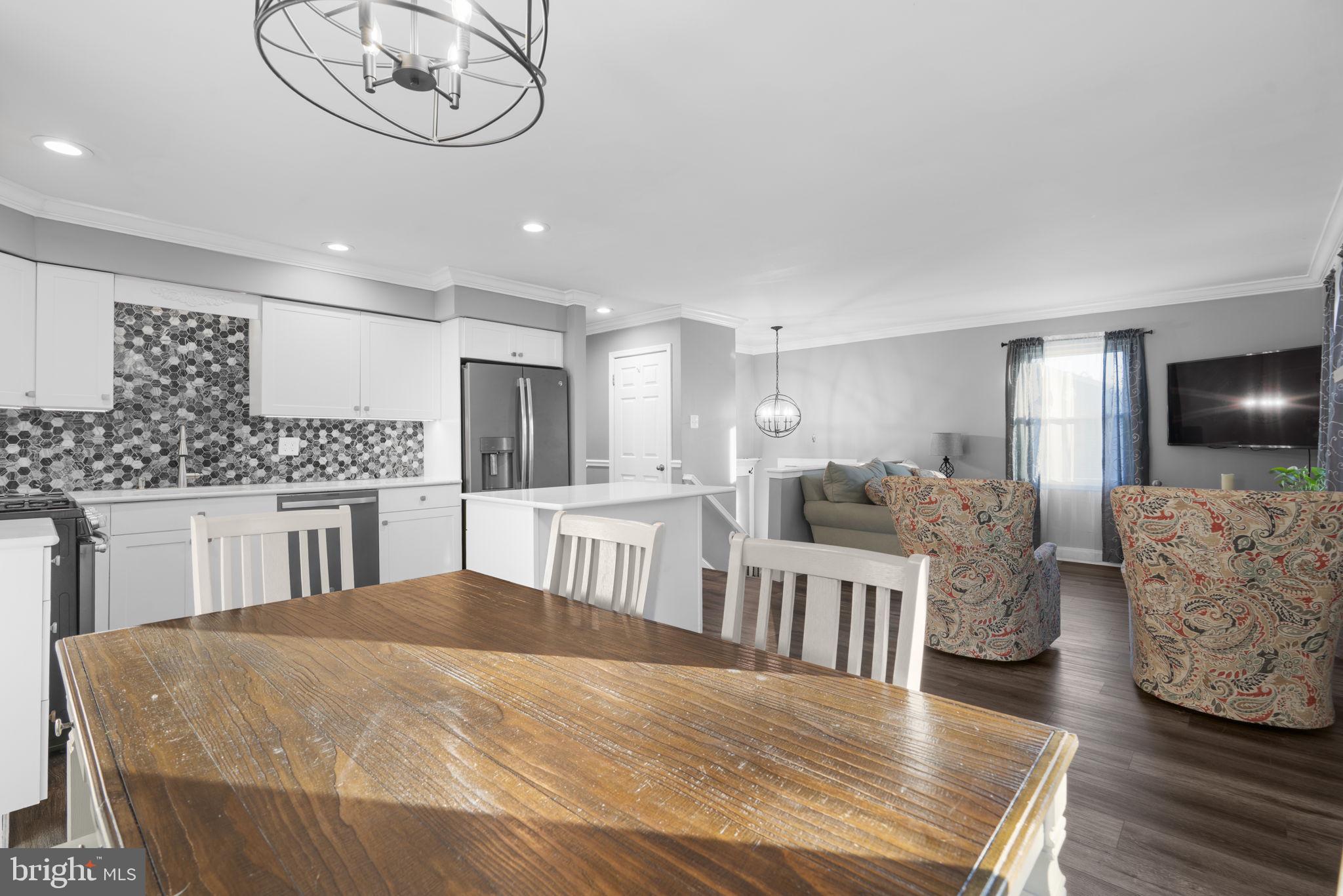 RESERVOIR RIDGE - Residential