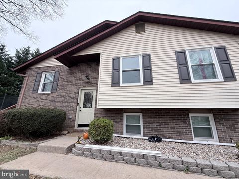 6566 MACBETH WAY SYKESVILLE MD 21784