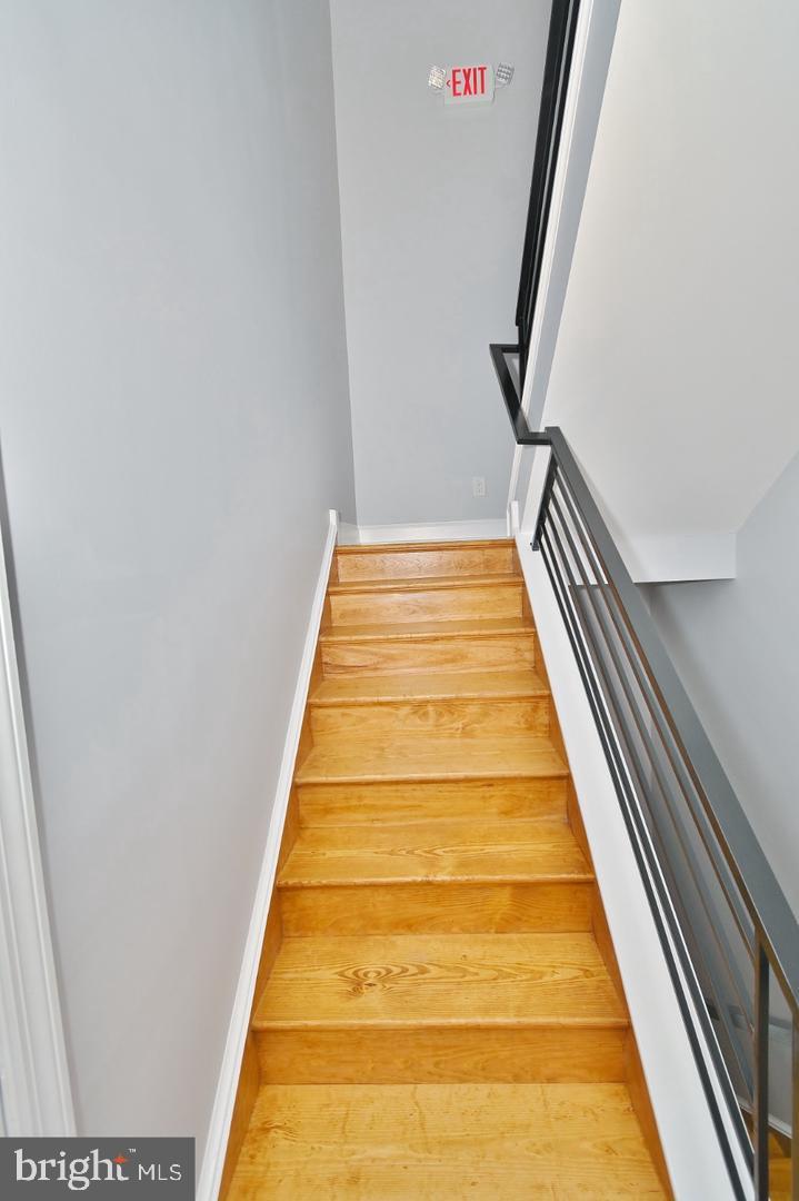 OLDE KENSINGTON - Residential Lease