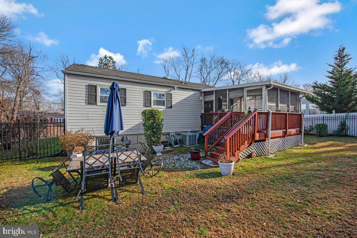 RITCHIE MANOR - Residential