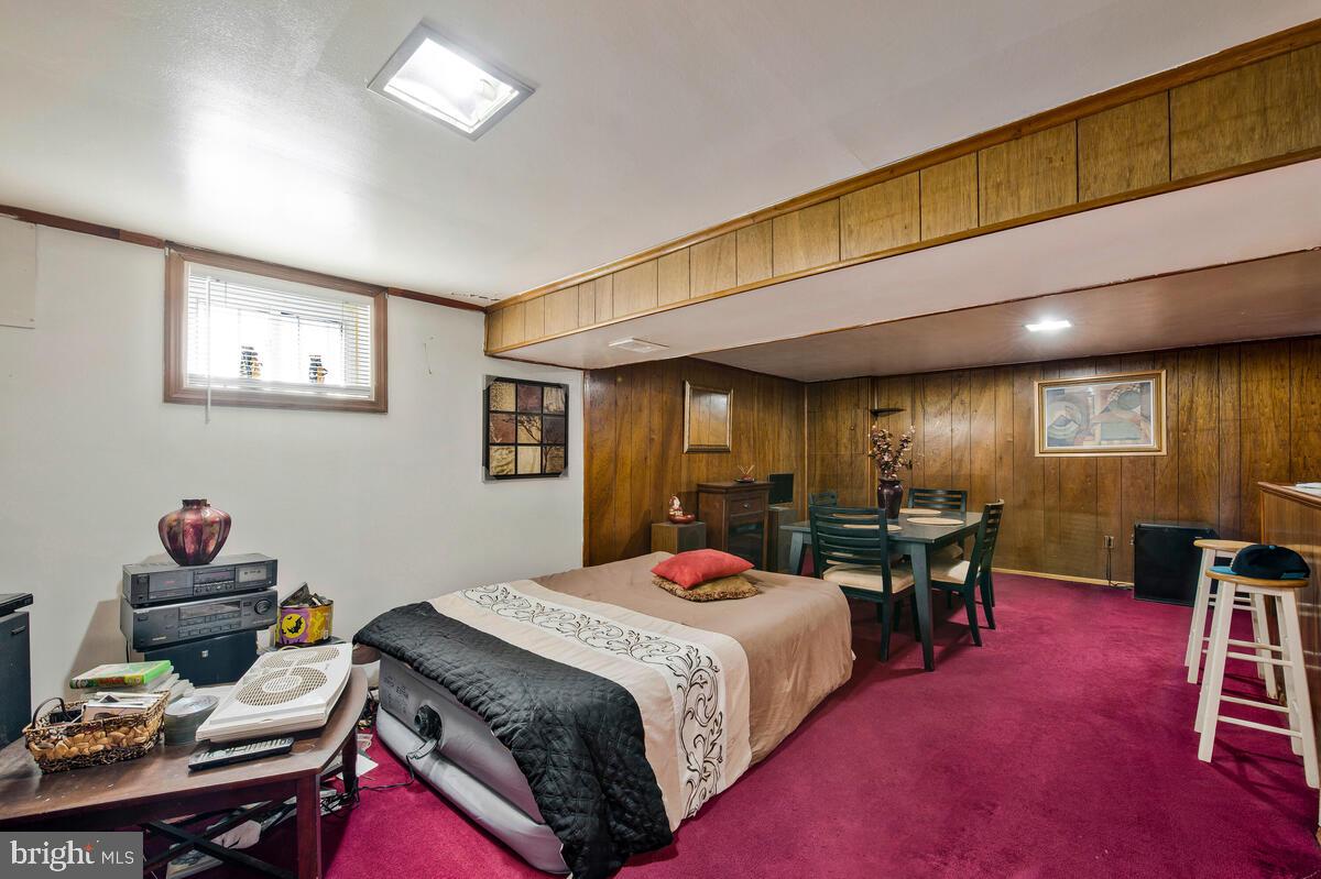 RITCHIE MANOR - Residential