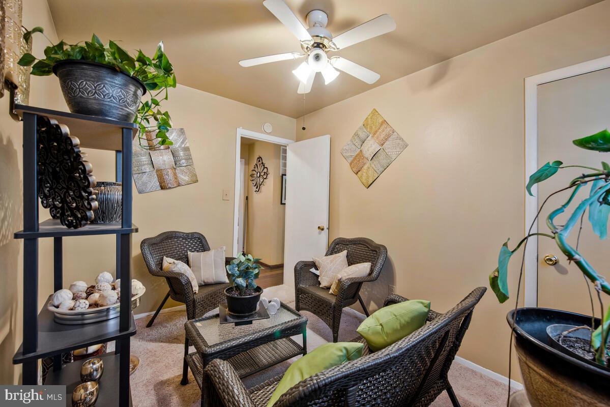 RITCHIE MANOR - Residential