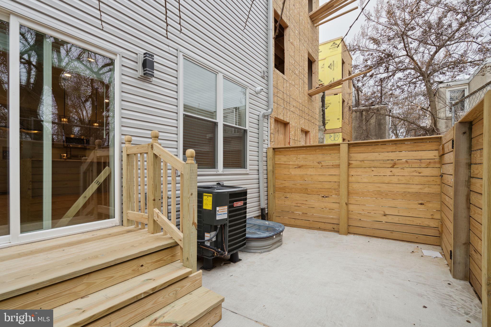 FISHTOWN - Residential Lease