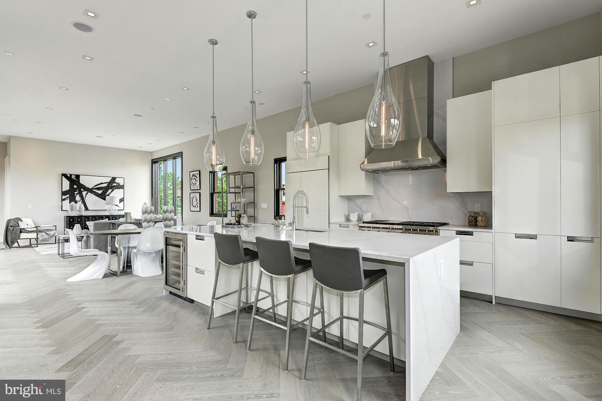 LOGAN CIRCLE - Residential