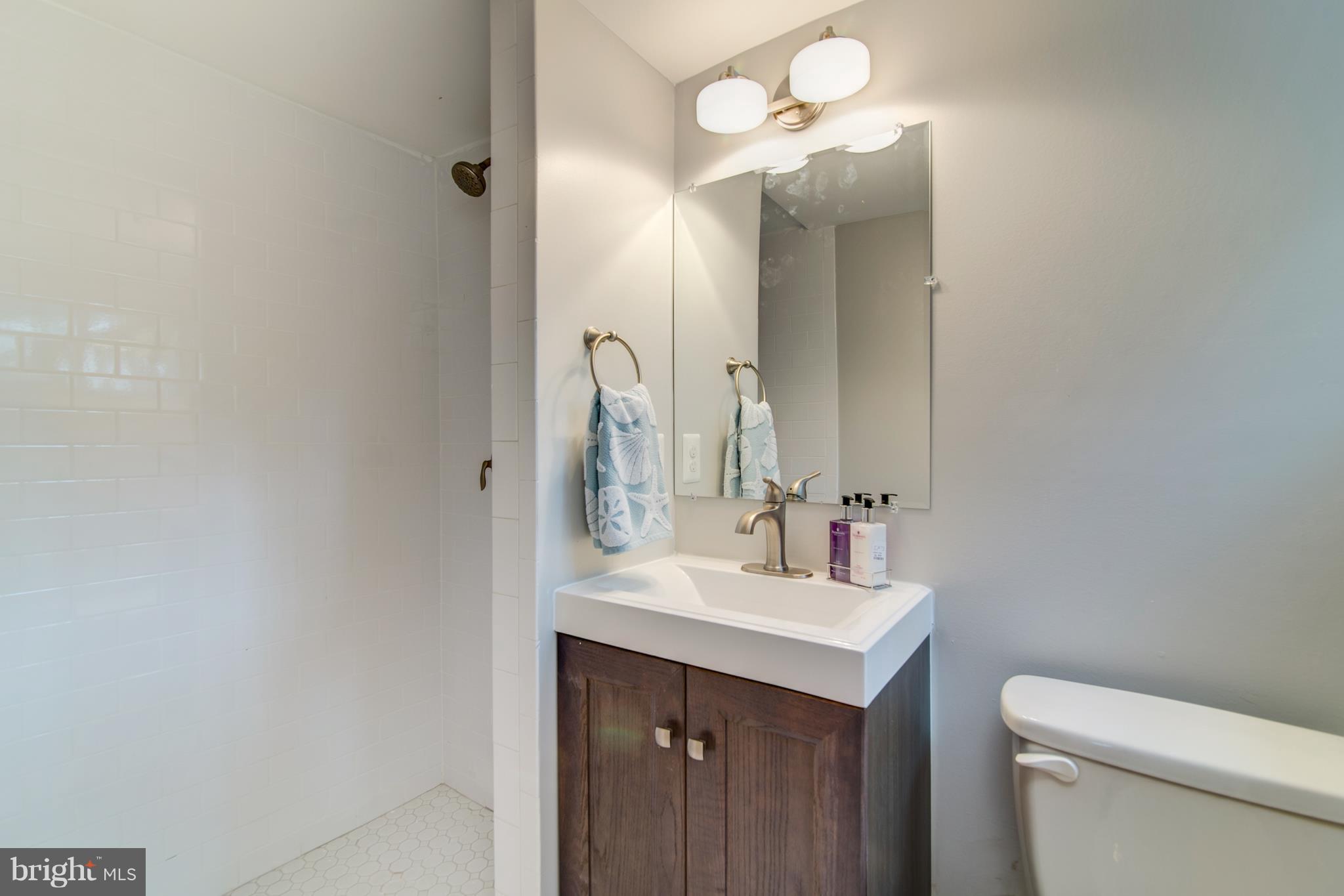 LEWINSVILLE HEIGHTS - Residential