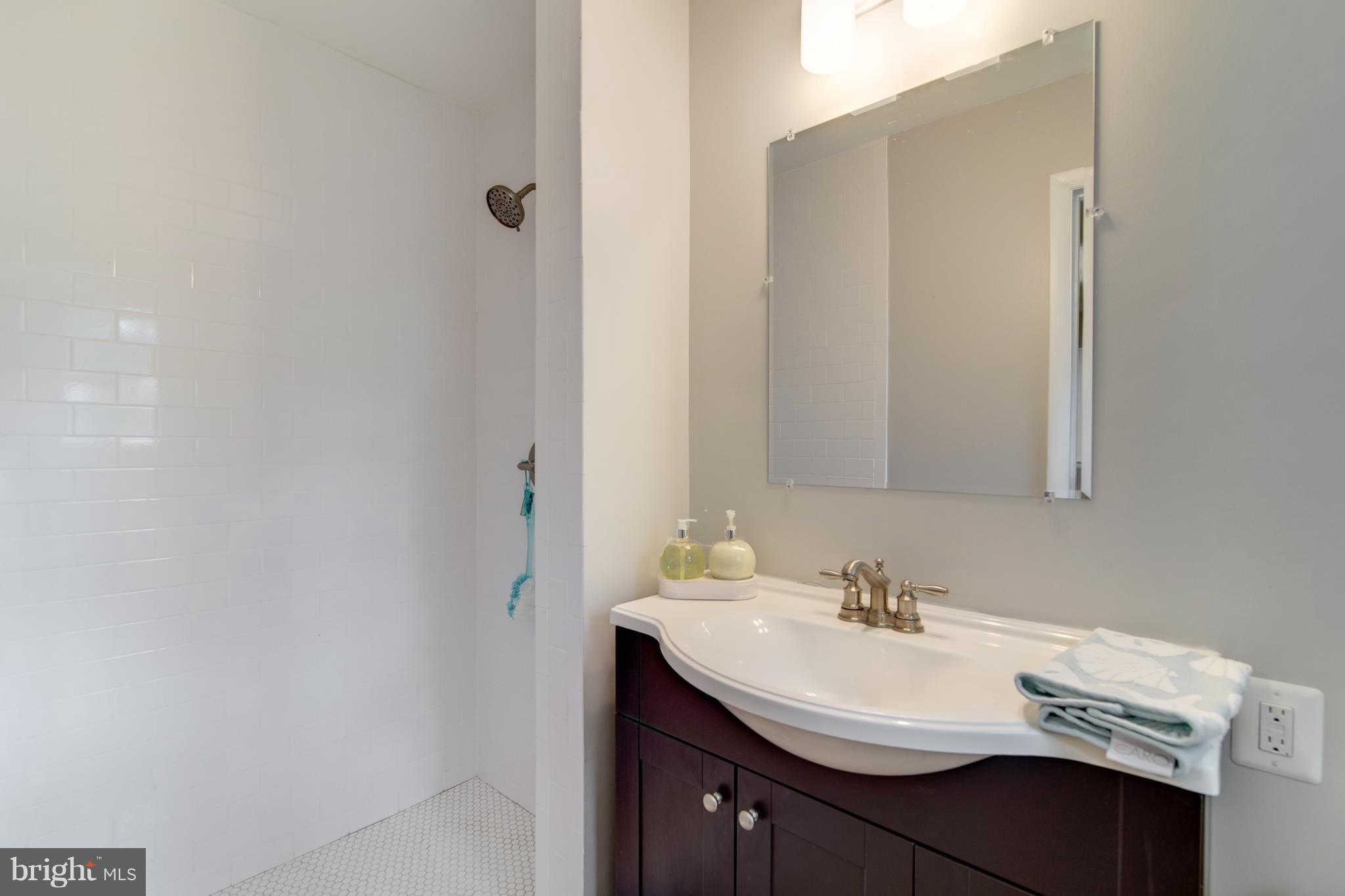 LEWINSVILLE HEIGHTS - Residential