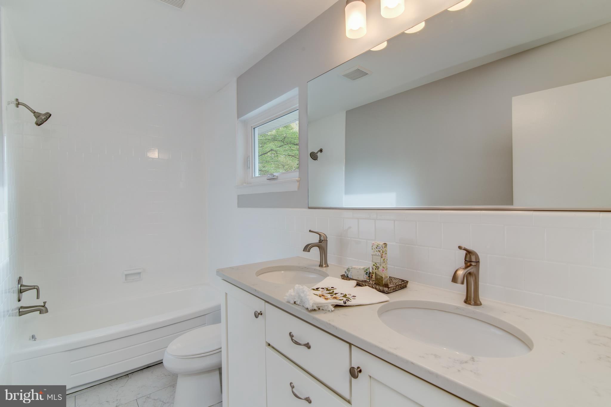 LEWINSVILLE HEIGHTS - Residential