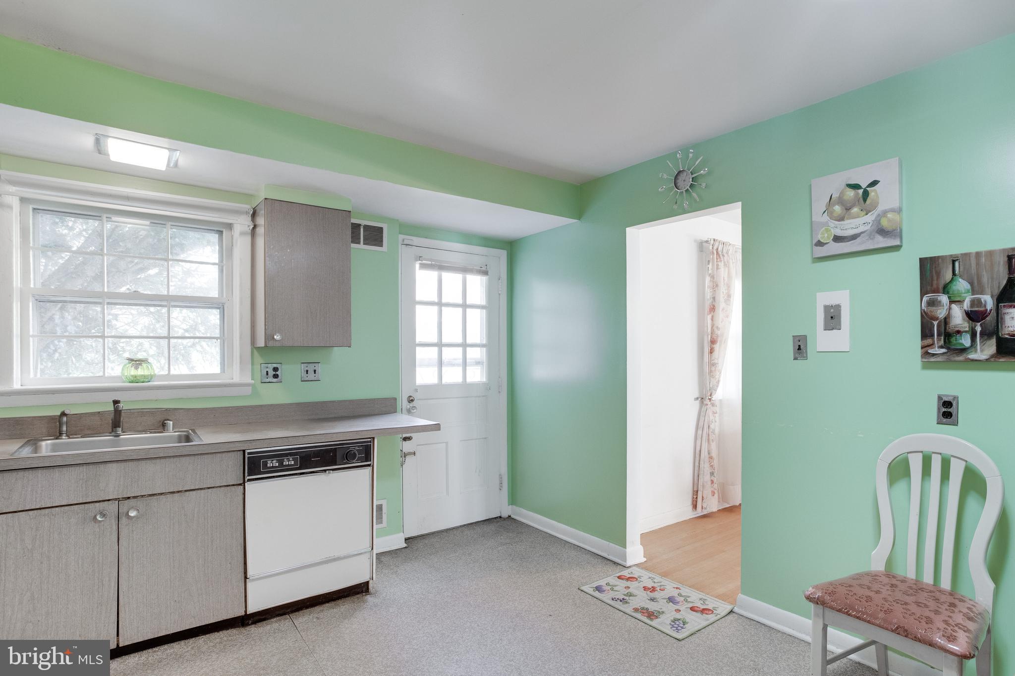 NORTHWEST BRANCH ESTATES - Residential