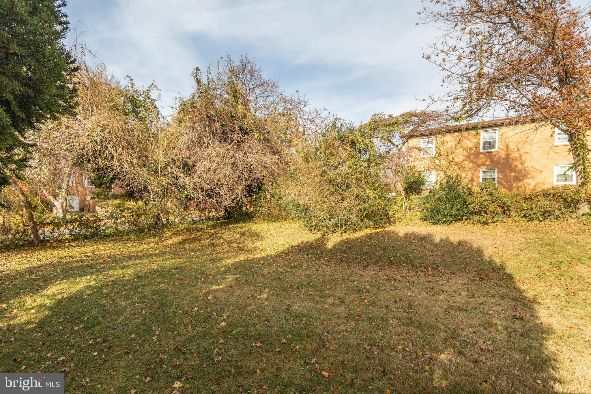 NORTHWEST BRANCH ESTATES - Residential