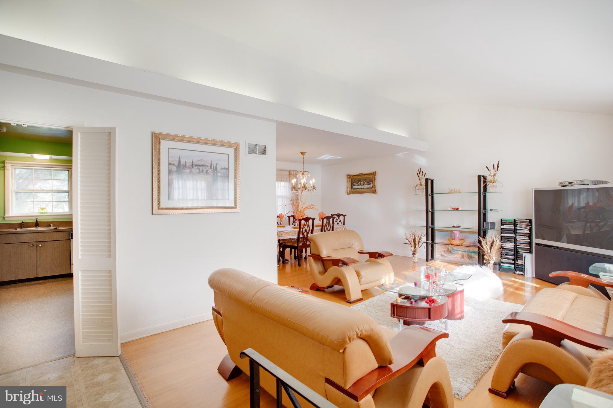 NORTHWEST BRANCH ESTATES - Residential