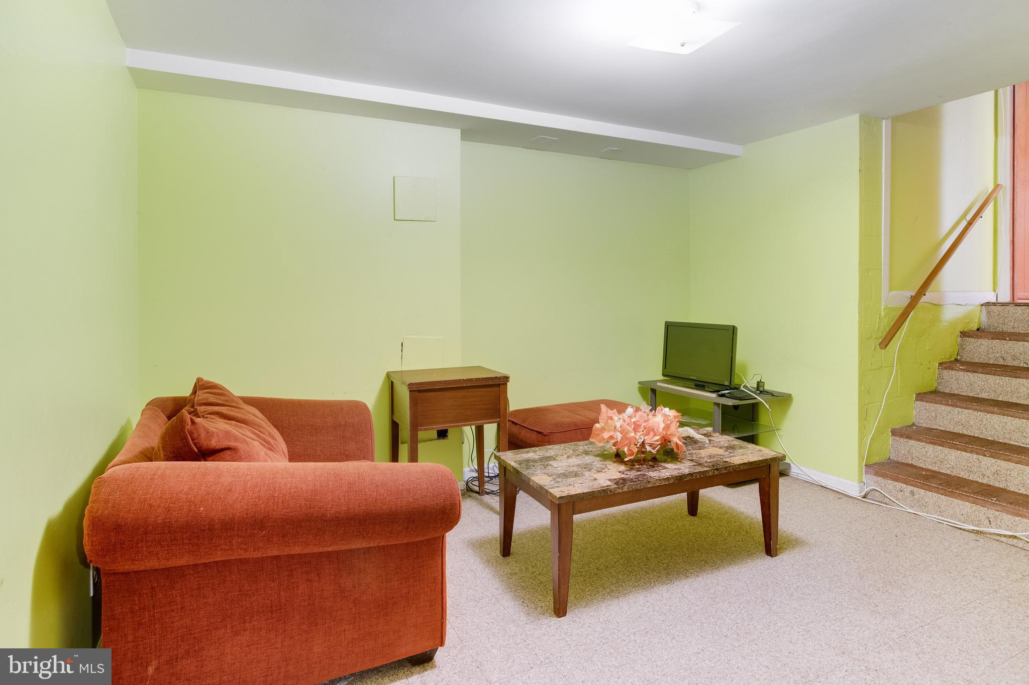 NORTHWEST BRANCH ESTATES - Residential