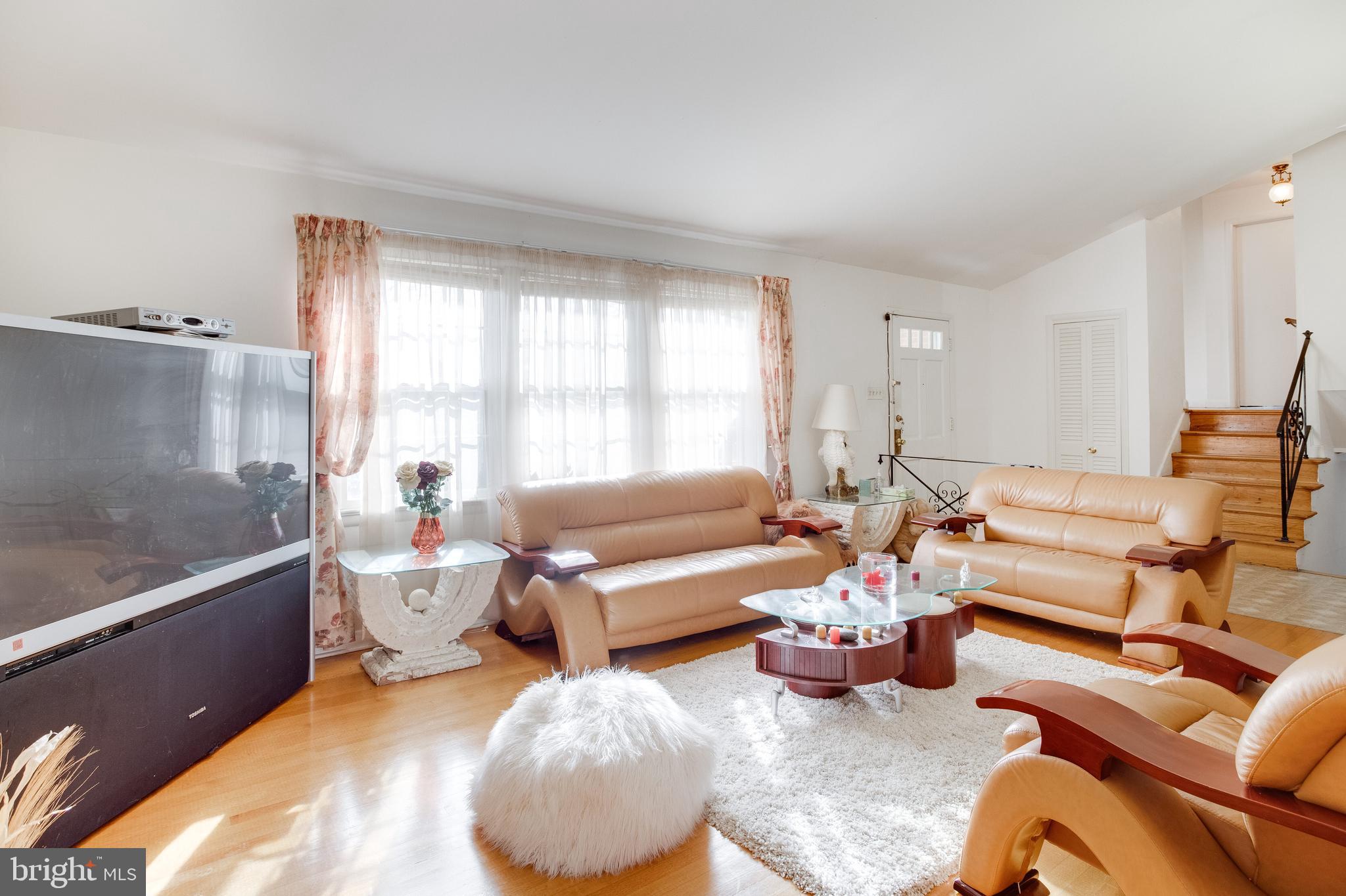 NORTHWEST BRANCH ESTATES - Residential