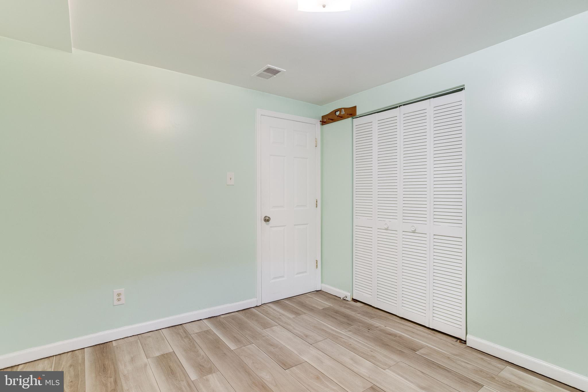 NORTHWEST BRANCH ESTATES - Residential