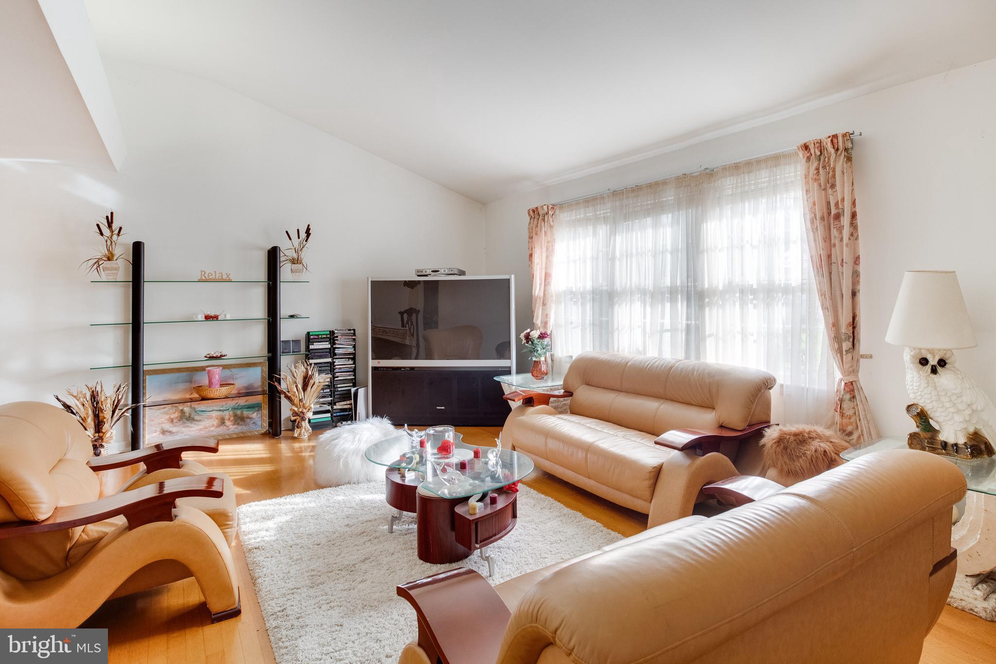 NORTHWEST BRANCH ESTATES - Residential