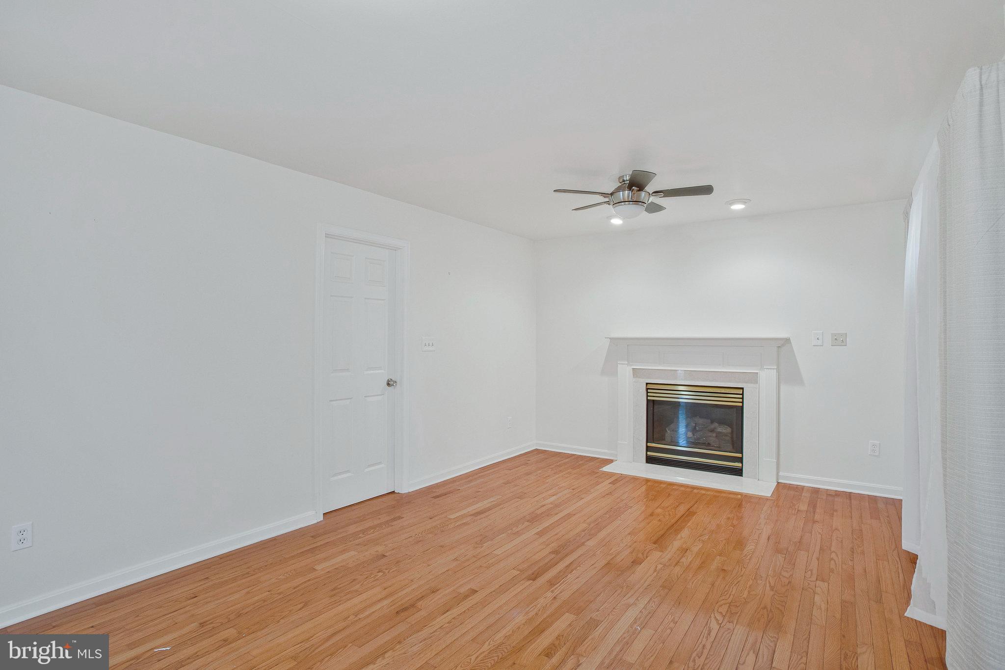 GRAY INN COURT - Residential