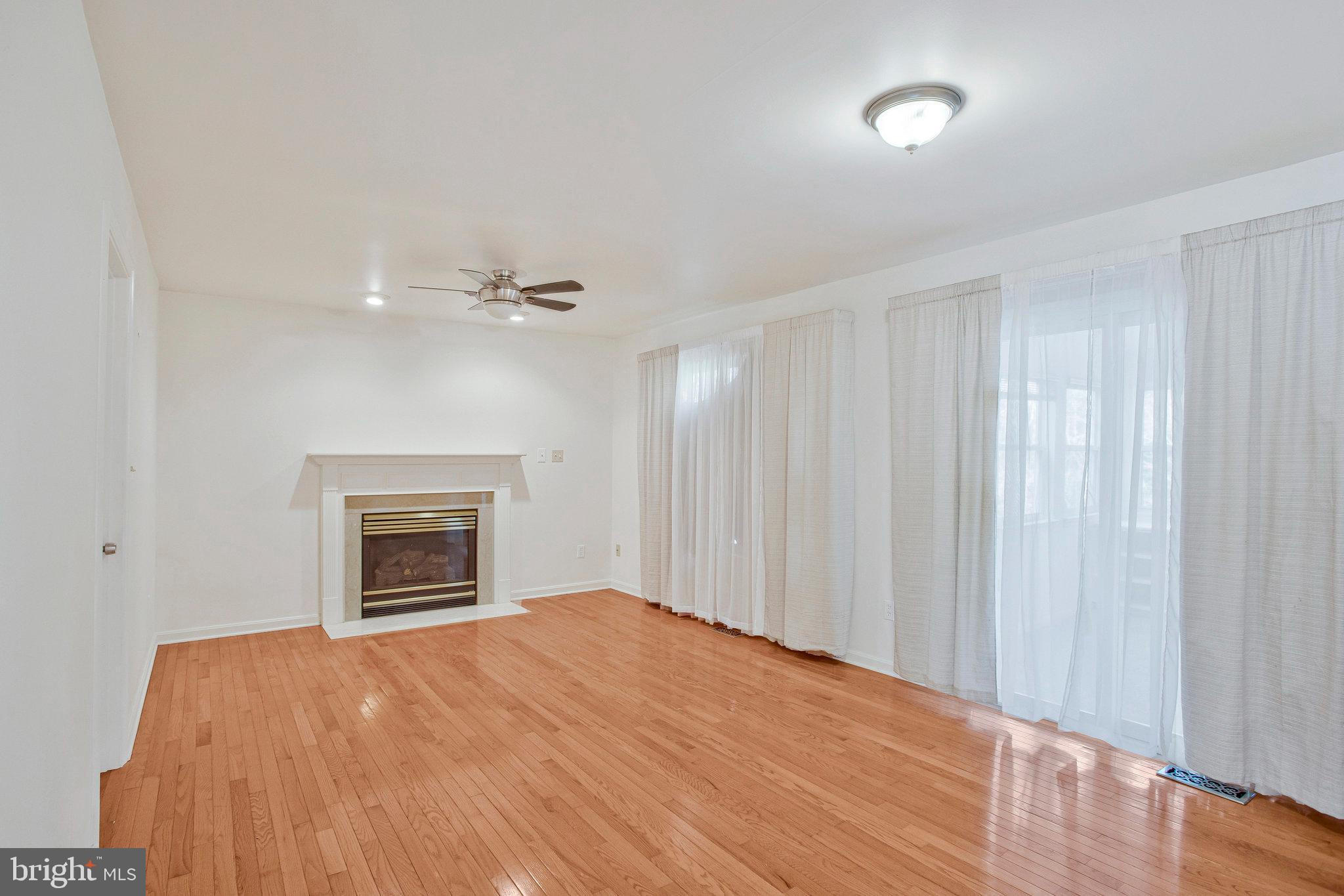 GRAY INN COURT - Residential