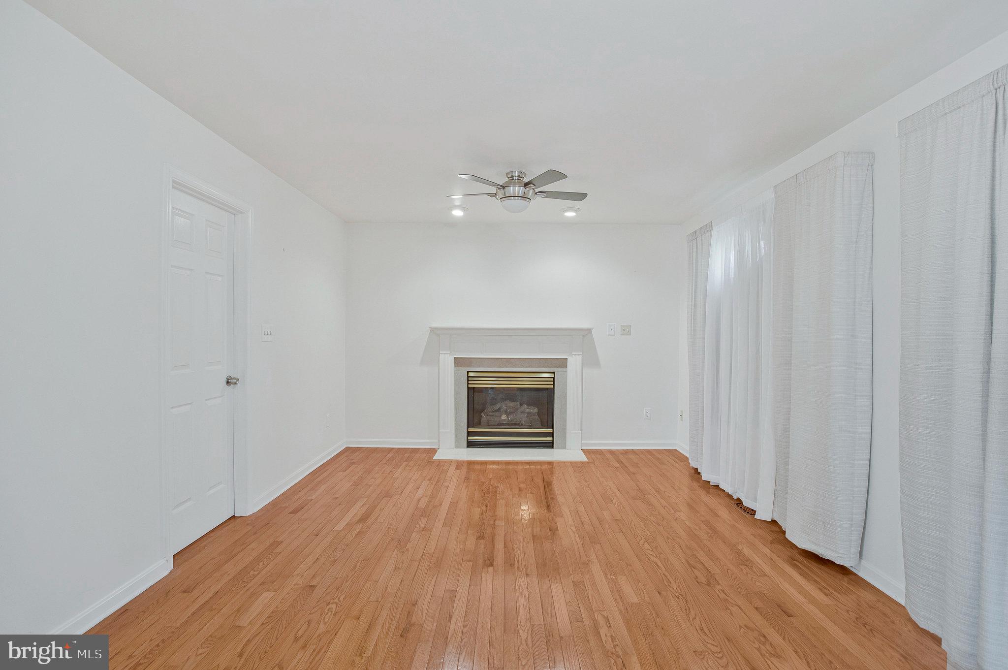 GRAY INN COURT - Residential