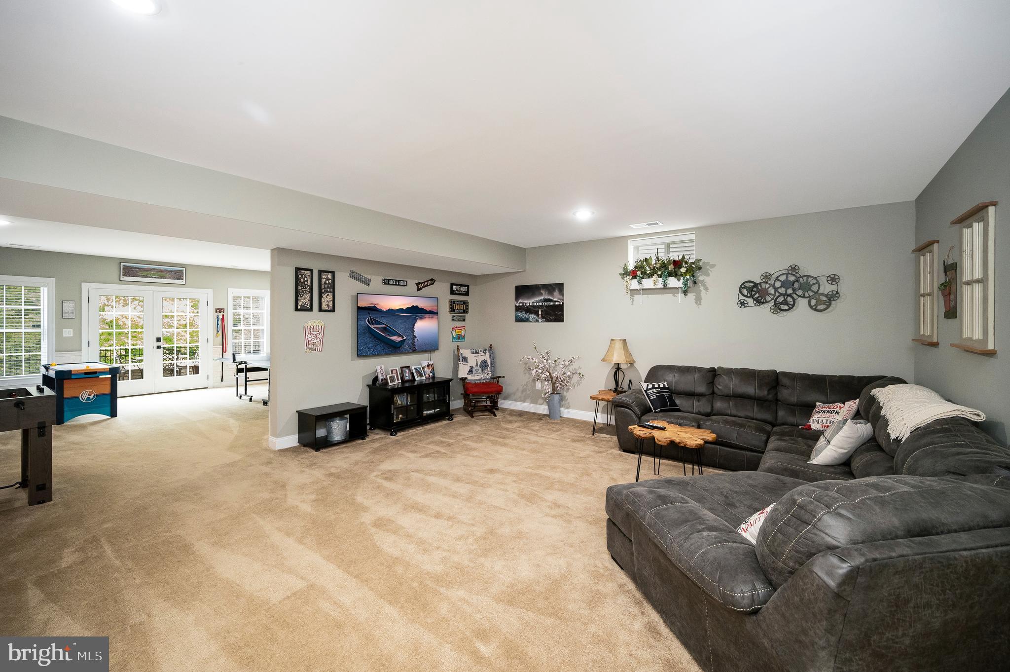 REGENCY AT CHANCELLORSVILLE - Residential