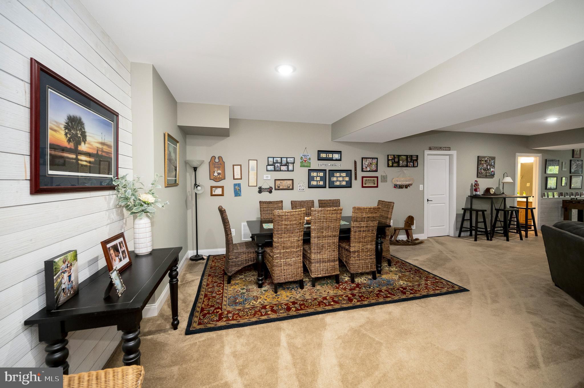 REGENCY AT CHANCELLORSVILLE - Residential