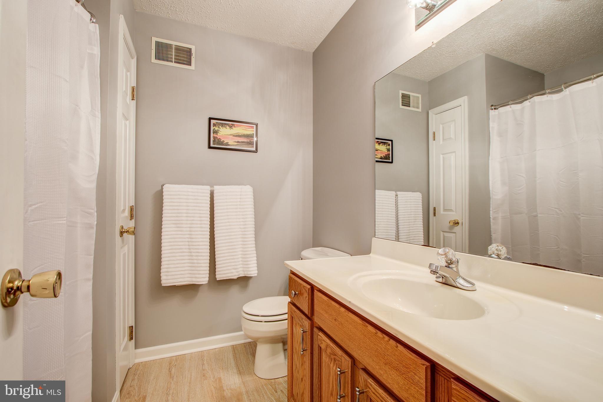 WHISPERING HILLS - Residential