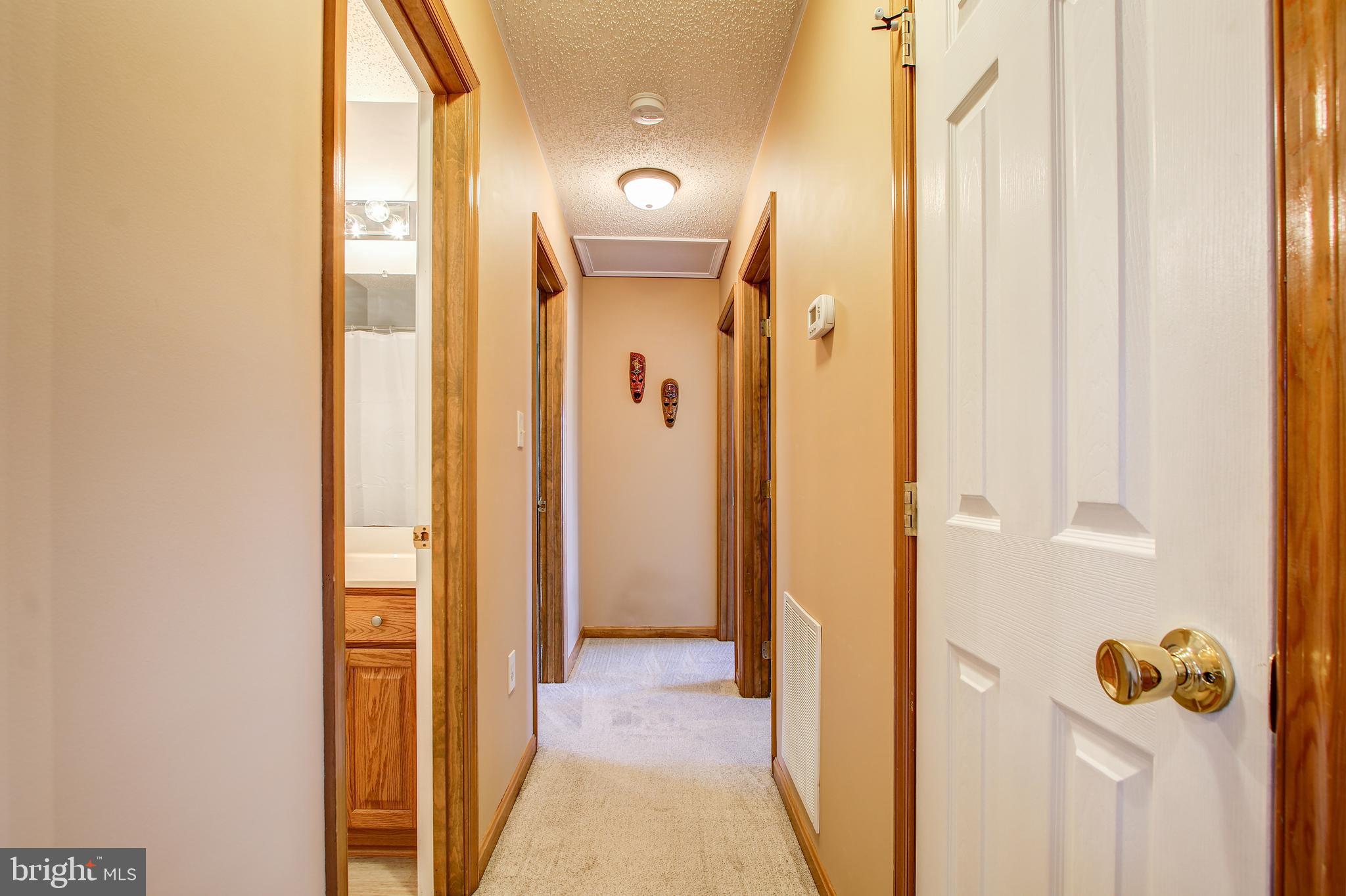 WHISPERING HILLS - Residential