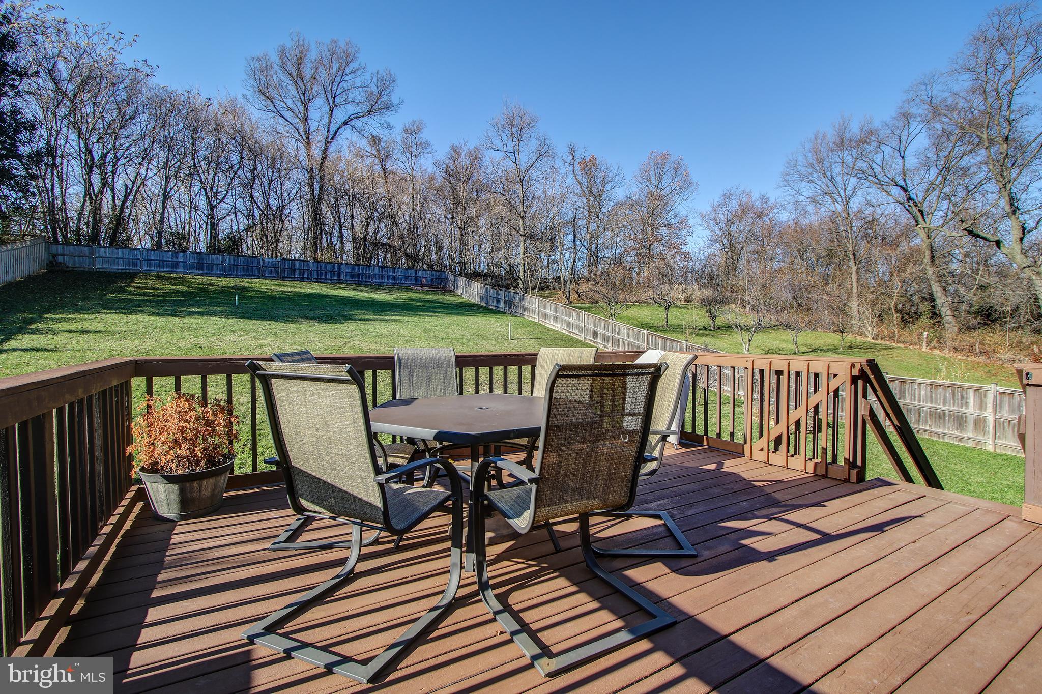 WHISPERING HILLS - Residential