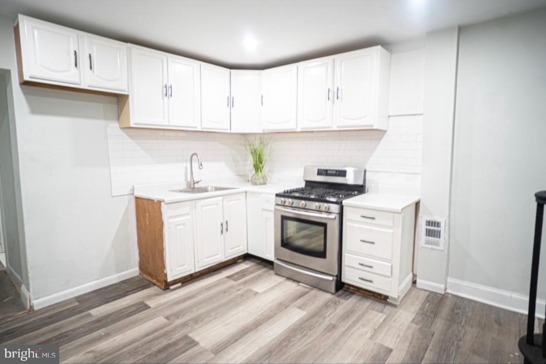 KENSINGTON - Residential