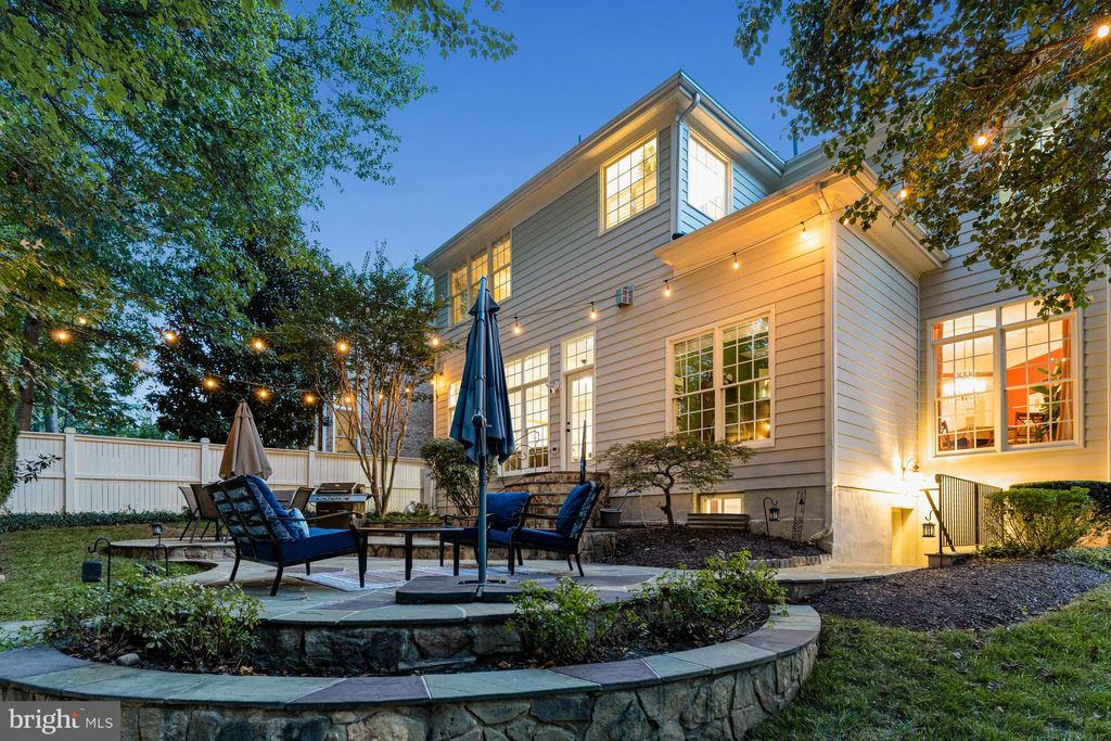 Photo of 3831 Farrcroft Drive, FAIRFAX, VA 22030 (MLS # VAFC2007180)