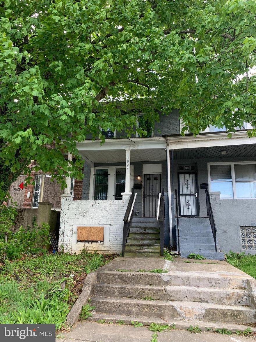 NOT AN AUCTION, NOT A SHORT SALE, NOT A BANK OWNED, NOT A FORECLOSURE, NOT WHOLESALING---QUICK AND EASY. Buyer to pay all transfer and recording fees Minimum $2,000 EMD. Excellent Opportunity ...use your imagination! Property can be rehabbed for a nice rental investment or homeowner. Property sold "as is". Home Inspections for informational purposes only. Seller will make no repairs. . In addition, this property qualifies for a special 5.75% mortgage program—a rare financing opportunity that makes this high-quality home even more affordable. Ask Listing Agent for details.