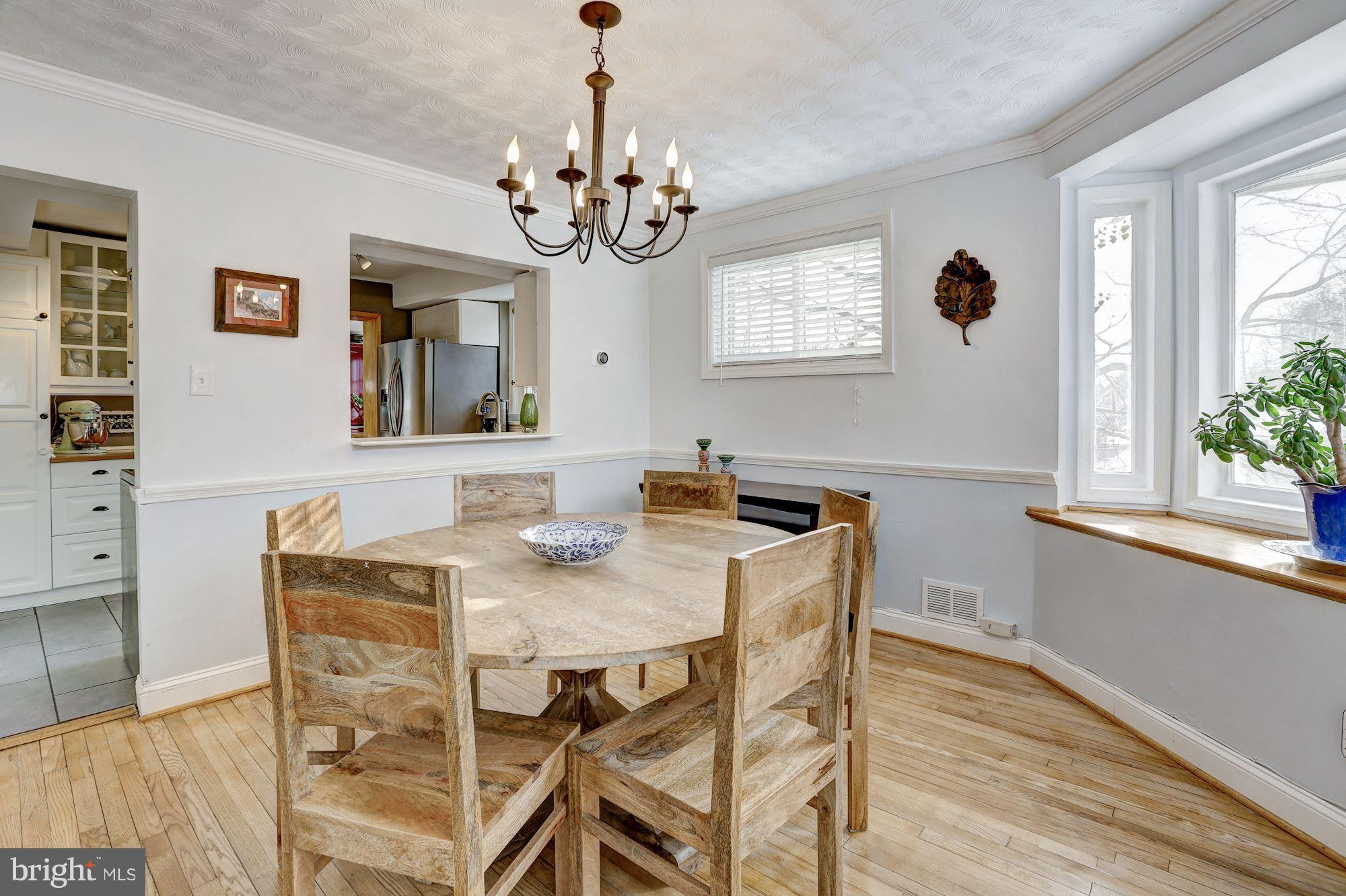 WHEATON HILLS - Residential