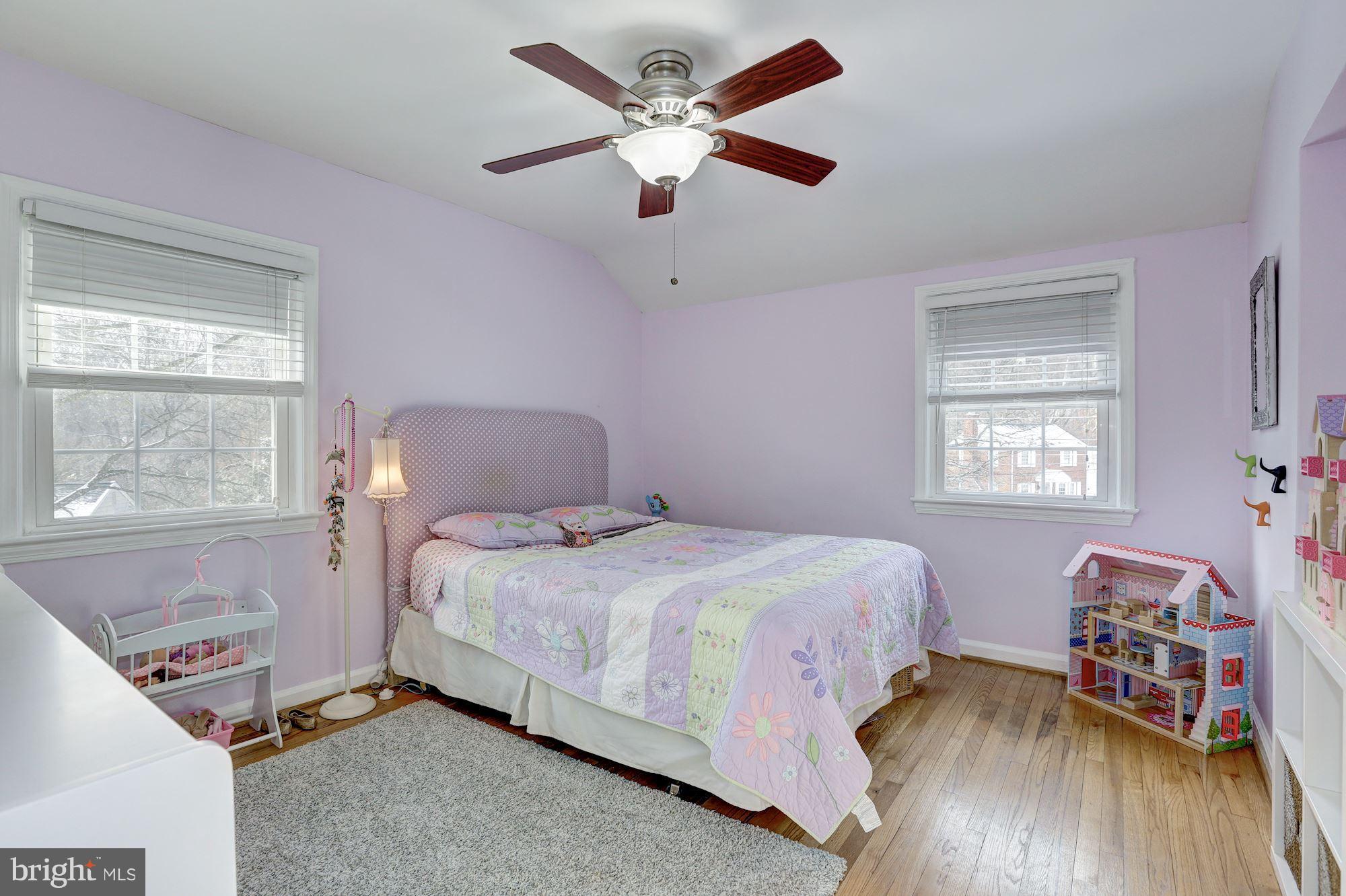 WHEATON HILLS - Residential