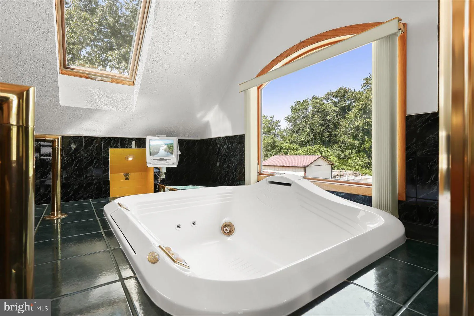 Additional image 122 of 962 Point Pleasant Road, Glen Burnie, MD 21060