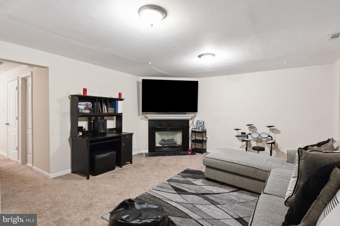 PENNSYLVANIA PLACE - Residential