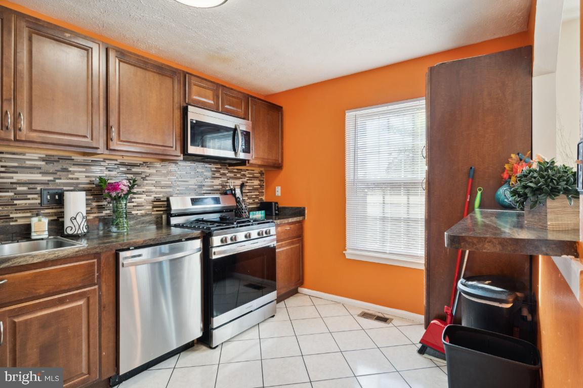 PENNSYLVANIA PLACE - Residential