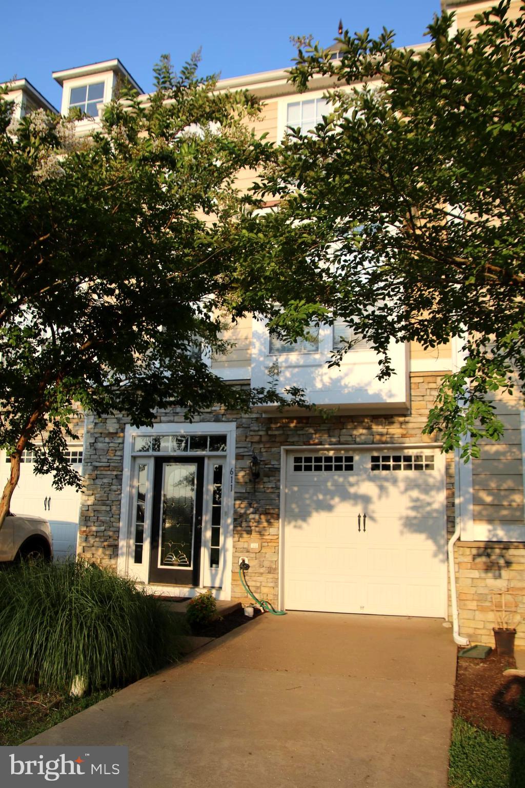 J N ROLLINS - Residential